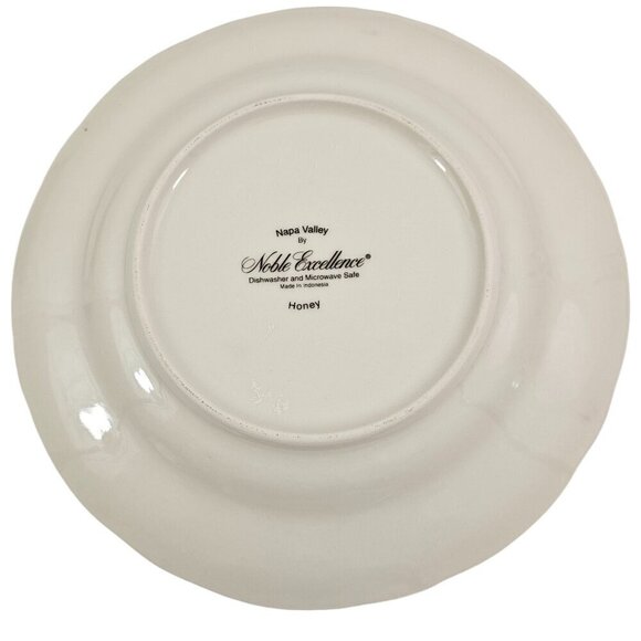Noble Excellence Napa Valley HONEY and PLUM 8 5/8" Salad Luncheon Plates - Picture 4 of 16